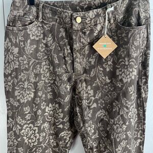 DonCaster Taupe/ Grey Print Relaxed Fit Jeans Size 12